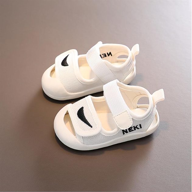 Mẫu 2023_Sandal tập đi NEKI cho bé trai bé gái đế mềm, êm chân