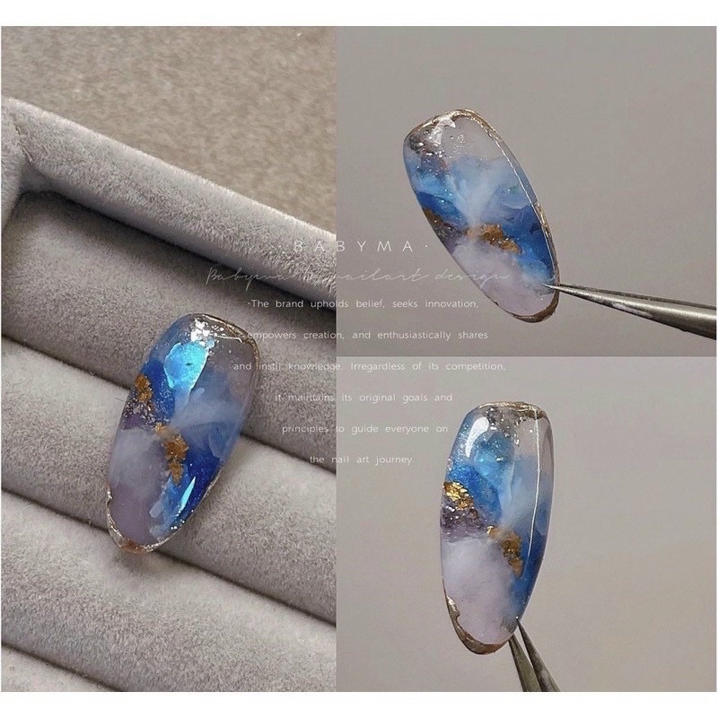 Móng mẫu trong fom tròn bầu làm mẫu, làm loang vân đá