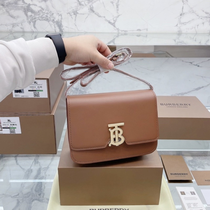 Túi kẹp nách bupbery nữ Size 21cm hót nhất 2023