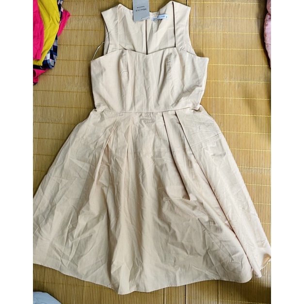 đầm mijoo size s nguyên tag