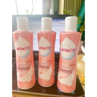 Dung dịch vệ sinh Lactacyd Feminine Hygiene 250ml