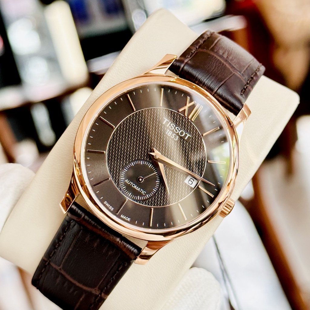 Đồng hồ nam dây da Tissot Tradition Small Second Rose T063.428.36.068.00