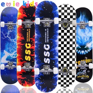 Ván trượt Skateboard mặt nhám, trượt ván, ván trượt thể thao gỗ ép 8 lớp chắc chắn.