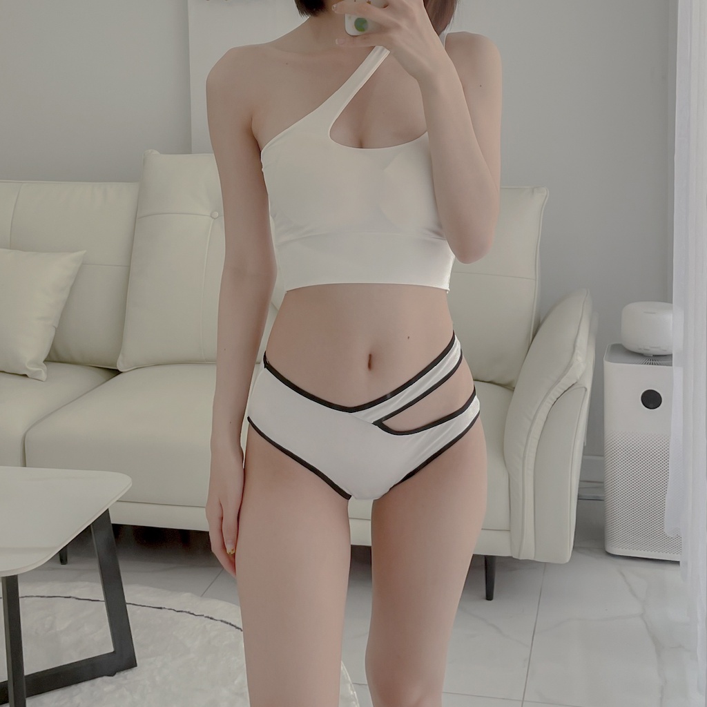 Quần lót cotton viền trắng Sport KRYSTAL NKQ027