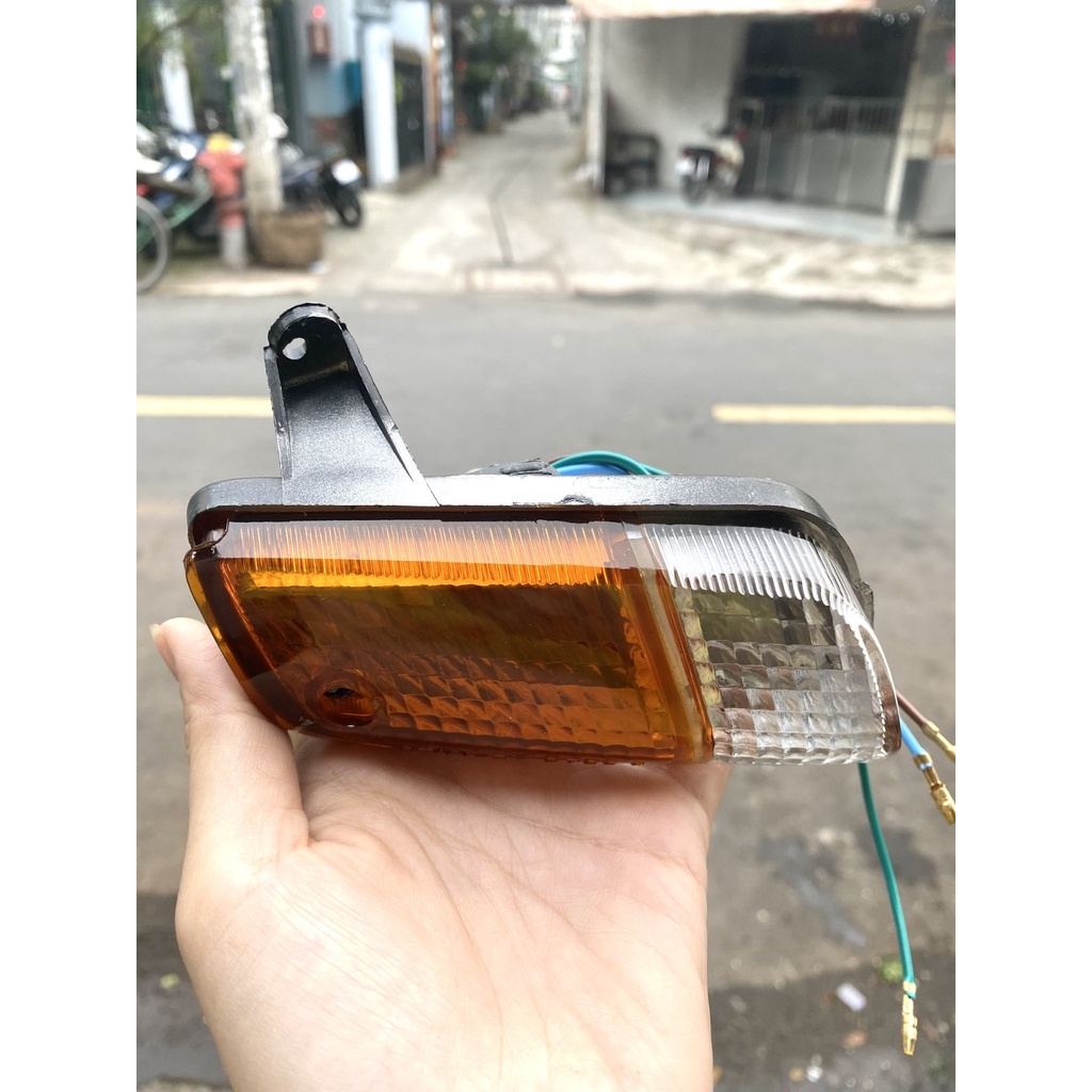 XI NHAN TRƯỚC XE DREAM LÙN