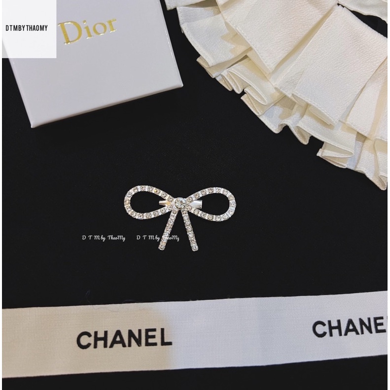 Cài áo nơ đá thiết kế DTM