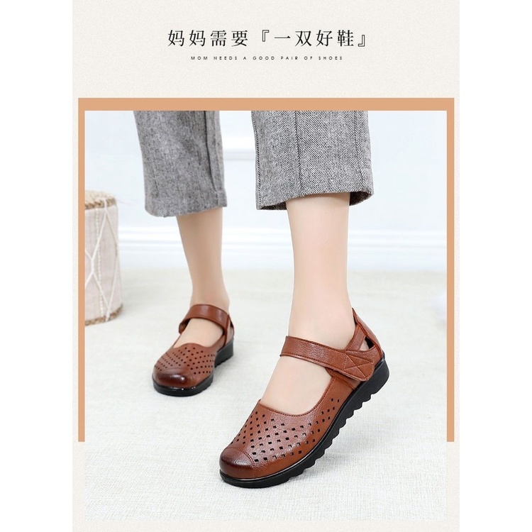 Giày Sandal Đế Mềm Bằng Da Thật Đục Lỗ Thoáng Khí Thời Trang Mùa Hè Dành Cho Nữ Trung Niên