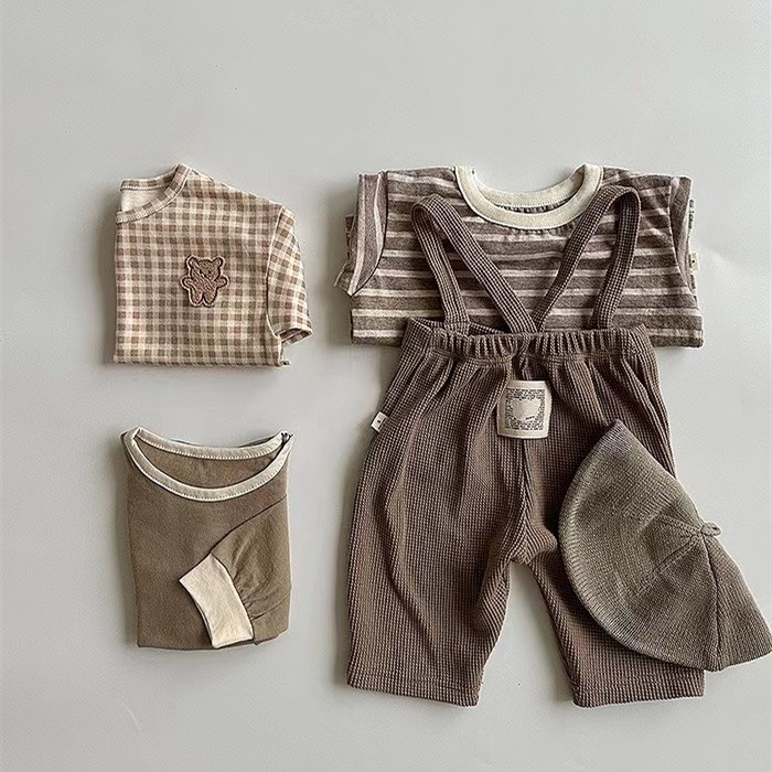 Quần yếm dài nhung tăm bé trai bé gái phong cách Hàn Quốc, yếm quần dài ống rộng co giãn cho bé Cuabebe Baby