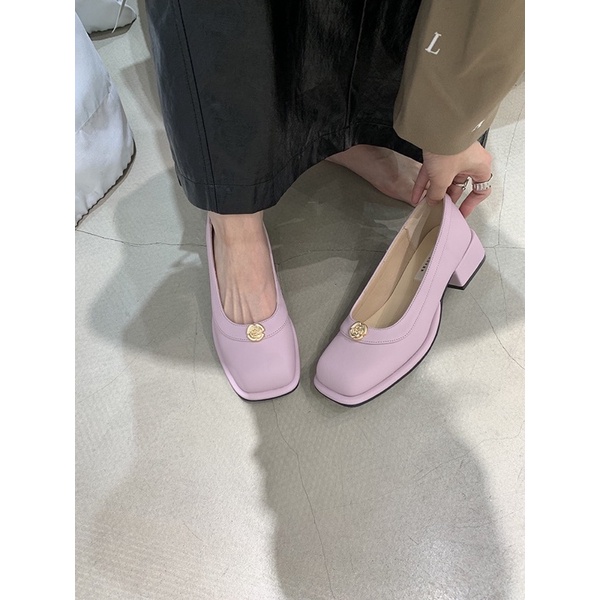 Búp bê gót vuông đính hoa trà da siêu mềm