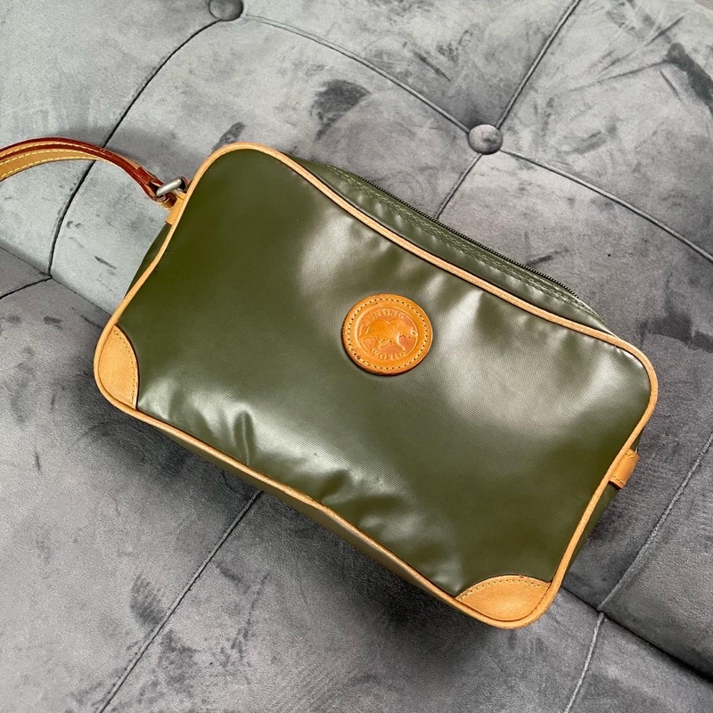 Clutch Hunting World Authh