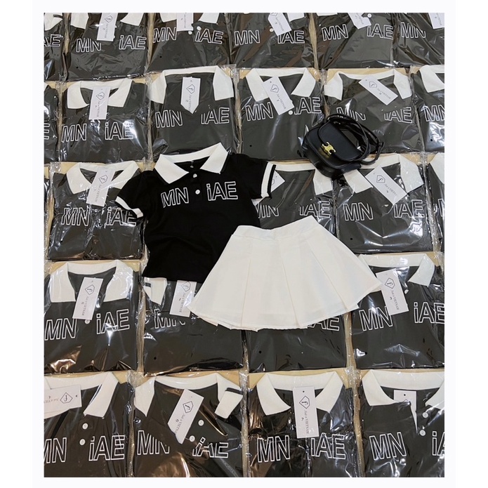 Bg79- bộ áo đen MBIAE cv trắng xếp ly bé gái