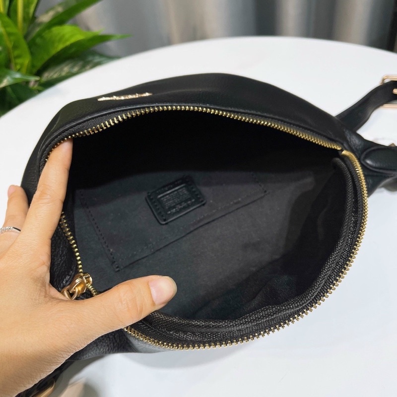 Túi bao tử nữ da thật Coach Belt Bag