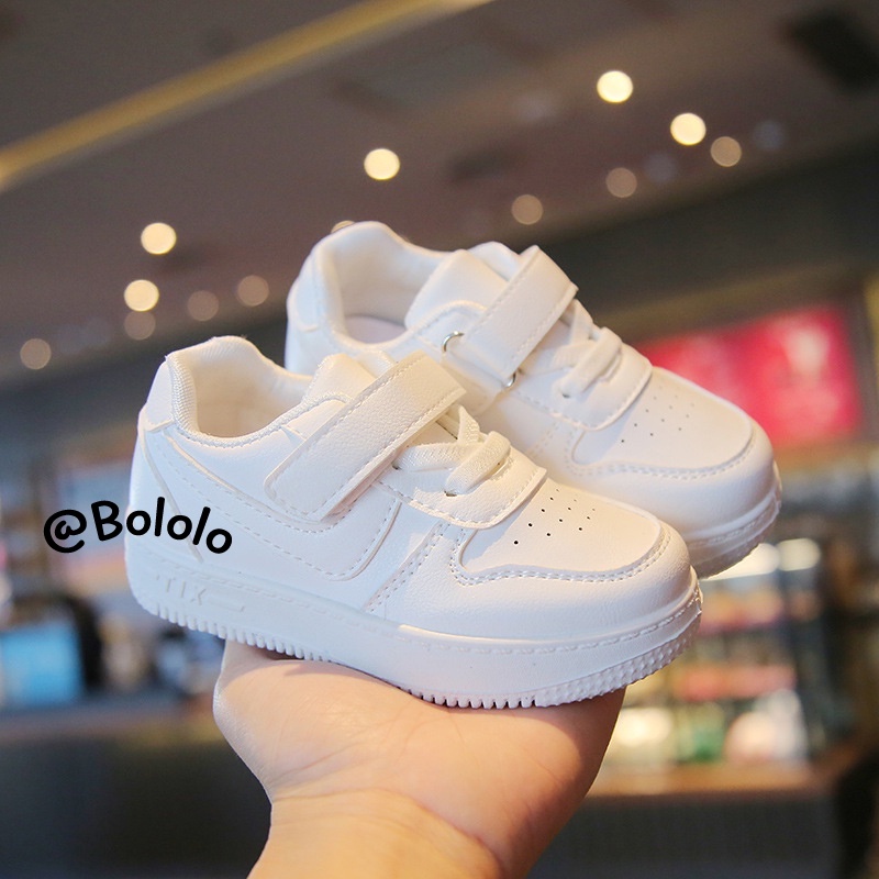 Bololo Giày Thể Thao Đế Mềm Thoáng Khí Thời Trang Năng Động Dành Cho Trẻ