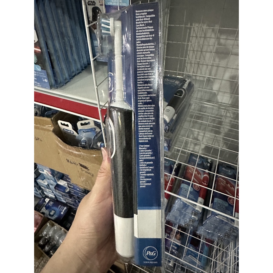 Bàn Chải Điện Oral-B Vitality 100 - Made In Hungary, Hẹn Giờ 2 Phút, Nhiều Loại Đầu &amp; Màu Sắc, Pin 8 Ngày