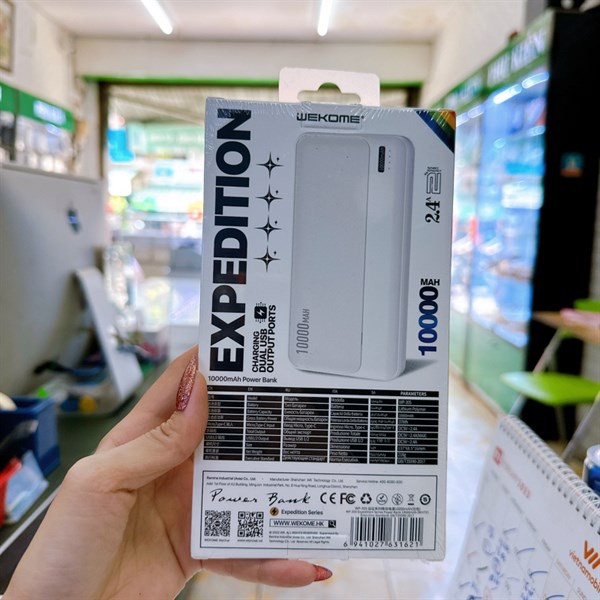 Sạc dự phòng WK WP-305 10.000mAh ( 2.4A ) hàng như hình.