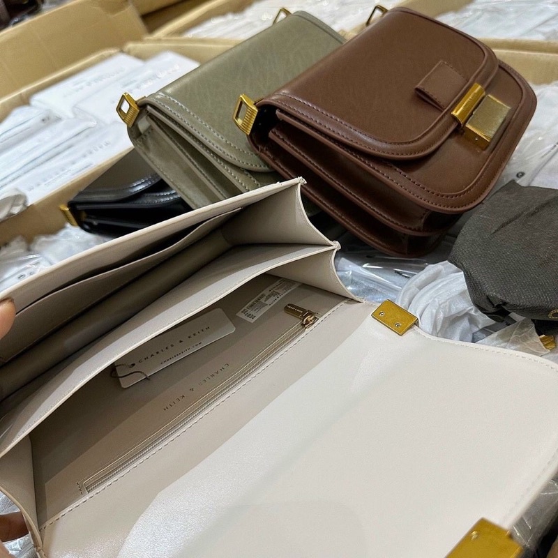 Túi Xách Nữ - Túi đeo chéo, khóa .Full tag túi