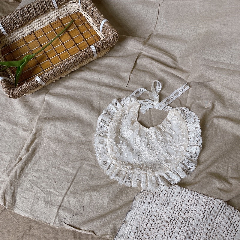 Yếm ren nhiều kiểu dáng phối đồ váy áo cho bé gái Tiệm Su Kids