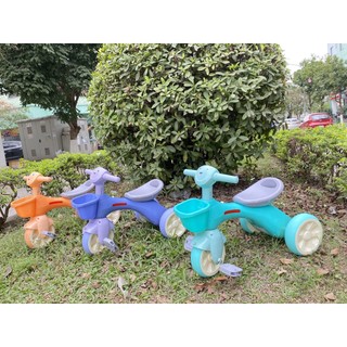 Xe đạp 3 bánh có đèn và nhạc