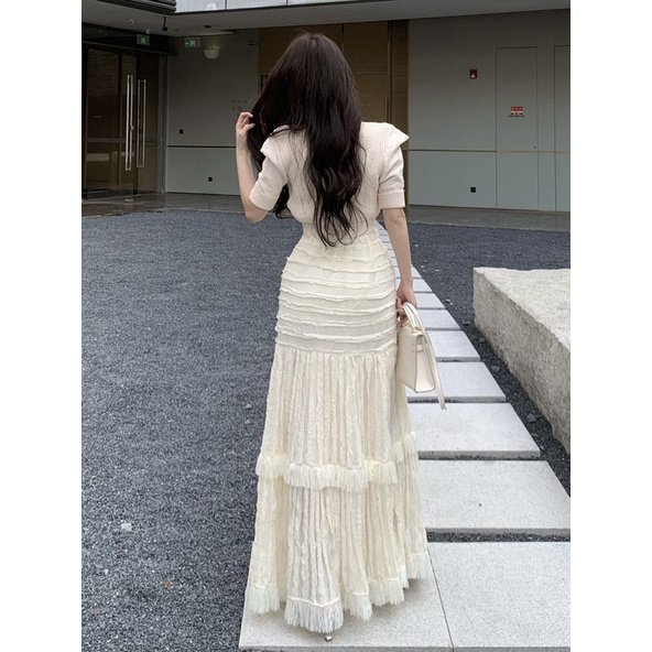 Set áo len cộc tay YIMI kèm chân váy xòe dài tua rua