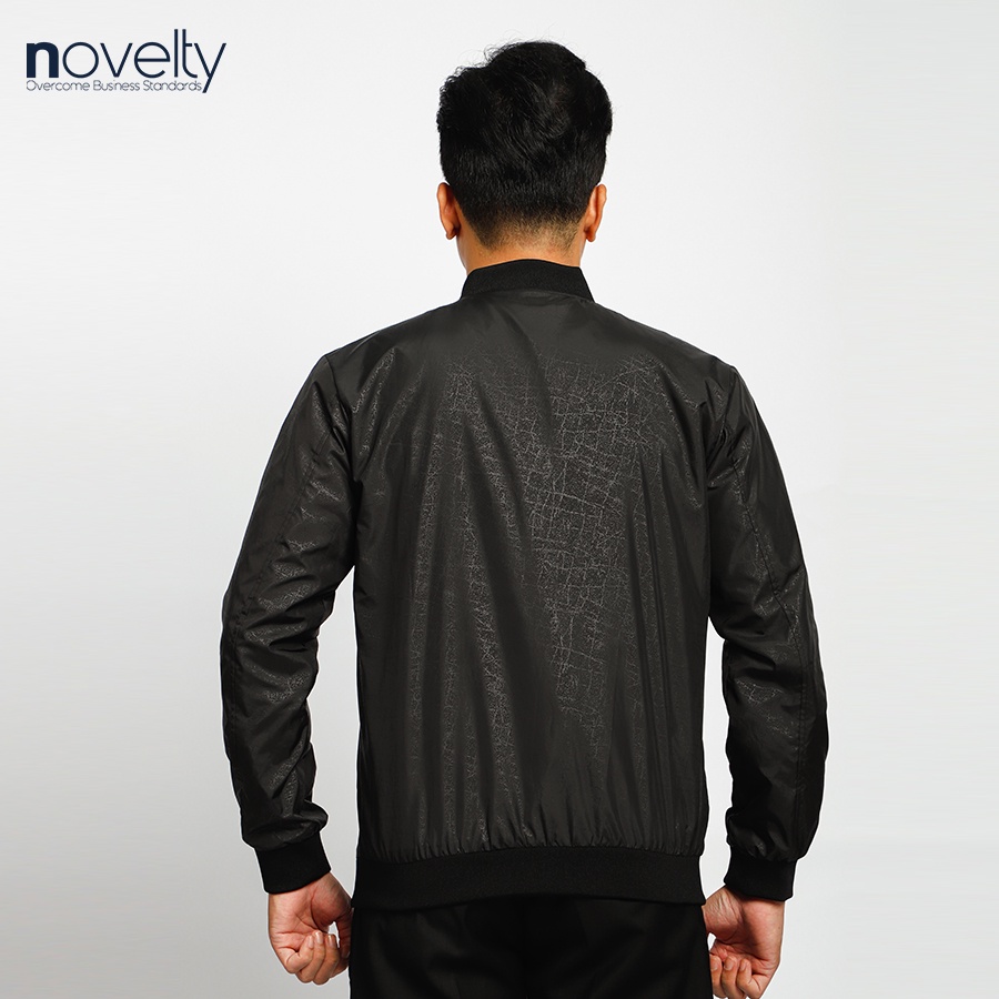 Áo jacket nam không nón in chìm Novelty trượt nước màu đen 2203362