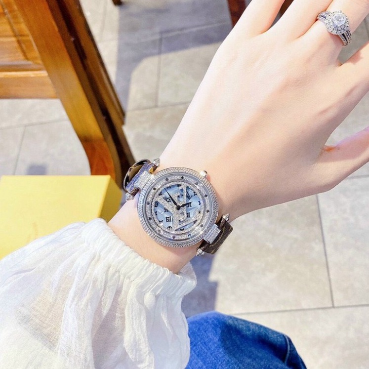 Đồng hồ nữ LV đính đá cao cấp, hàng full box, thẻ bảo hành 12 tháng - Dongho.lv