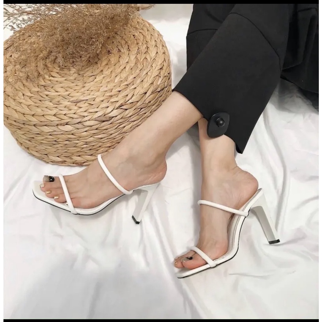 Guốc nữ 9 phân Thiên Hương VNXK BP82HQ4 cao gót 9p dây quai mảnh gót vuông dẹt trắng đen nâu