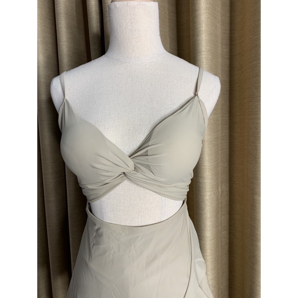 Áo tắm một mảnh váy xoè mới lạ - OLA BIKINI BM36