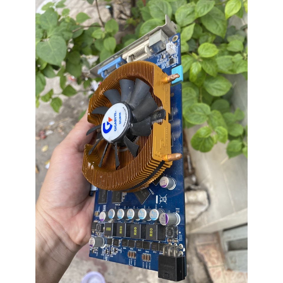 VGA GIGABYTE GV-NX88T512HP 256 bit mới đẹp