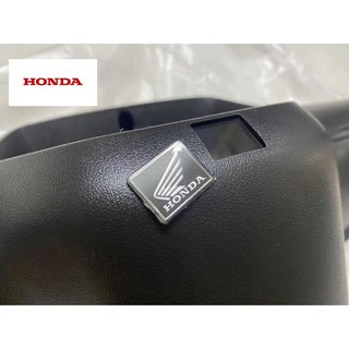 Tem logo cánh chim Honda