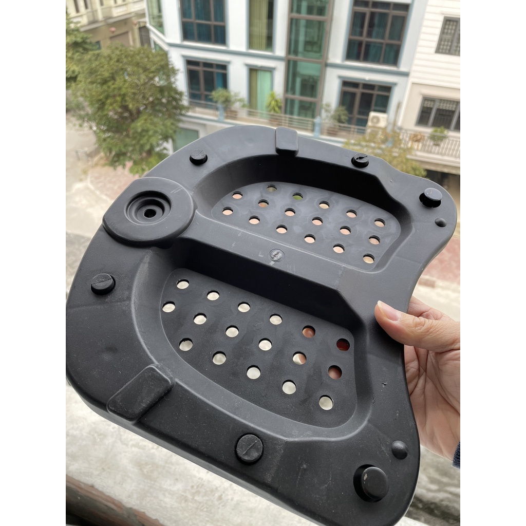 Tấm đáy lót thùng THÉP CÁC BON sau xe moto - Hội quán Phượt XTU khuyên dùng