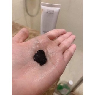 sửa rửa mặt than tre hoạt tính LoriB