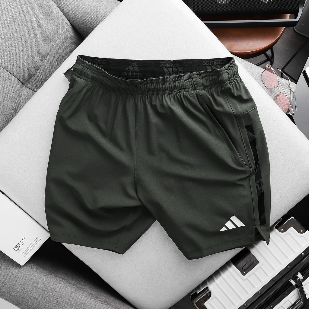 Quần thể thao Nam TVN chất dù form ngắn vừa phải co giãn nhẹ đậm chất thời trang