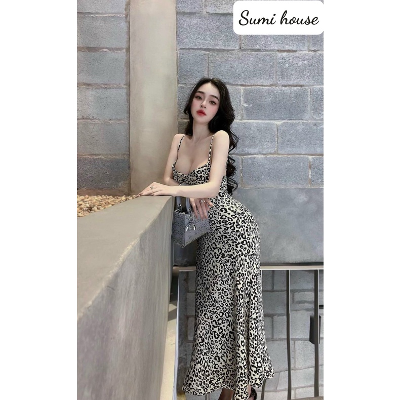 Đầm hai dây dáng xòe hở lưng sau họa tiết chấm bi sang chảnh