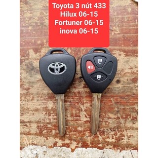 Chìa khoá Toyota Fortuner innova Hilux cài mạch remote trên xe