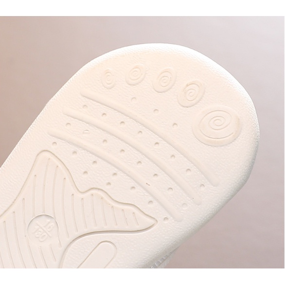 Mẫu 2023_Sandal tập đi NEKI cho bé trai bé gái đế mềm, êm chân