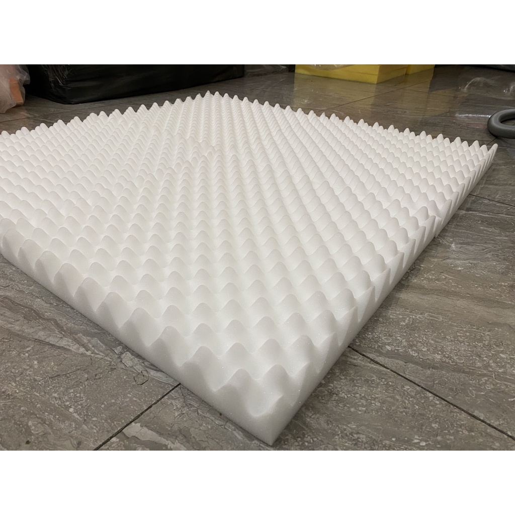 Mút Trứng Gà Tiêu Âm Dán Tường Màu Trắng KT 50 x 50cm