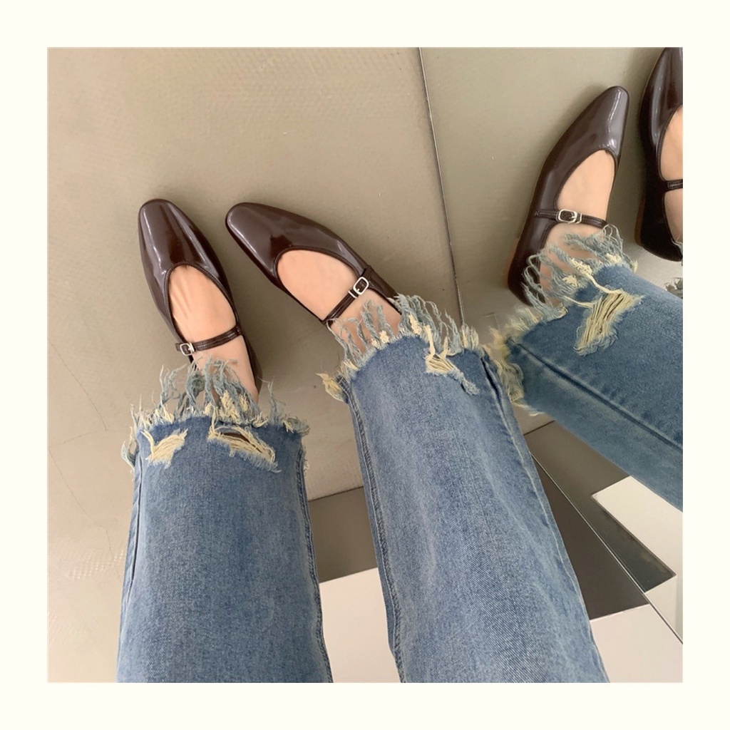 Giày Da Đế Bằng Phối Khóa Cài Màu Bạc Phong Cách Pháp Thời Trang Cho Nữ