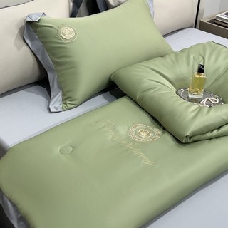 Bộ chăn ga gối Phi lụa Coco Cha-nel phối màu chăn chần bông micro