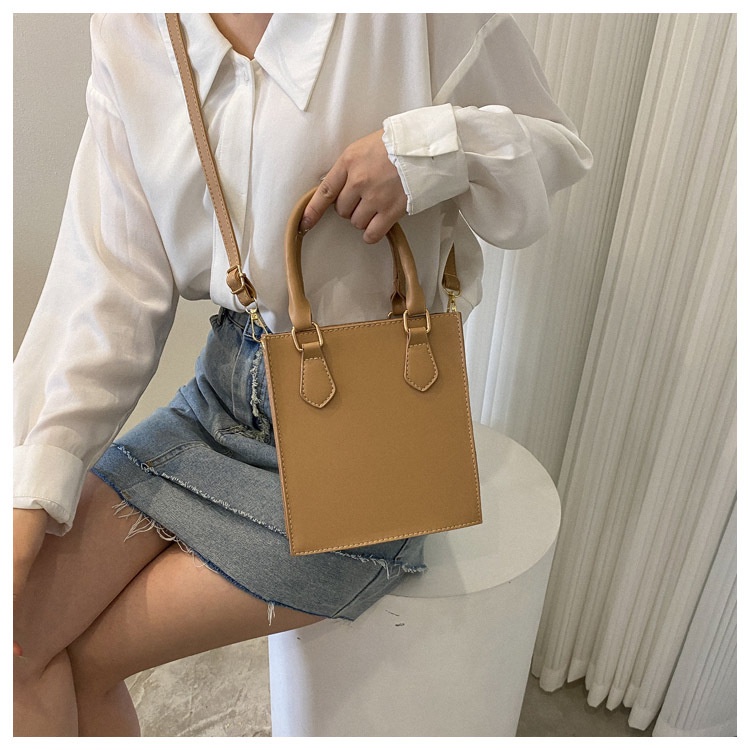 Túi đeo chéo vai IELGY sức chứa lớn thời trang cho nữ