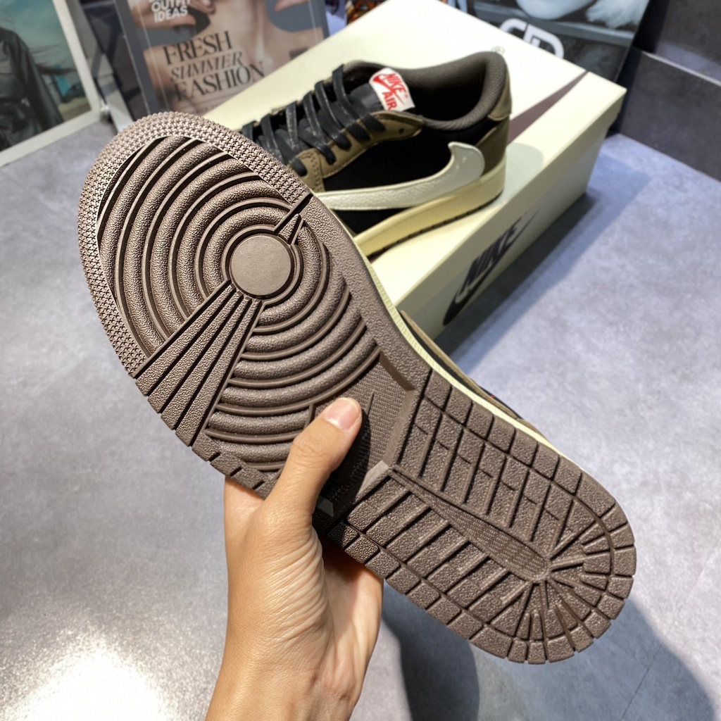 Giày Thể Thao Sneaker Nam Nữ Air Jordan 1 Low x Travis Scott Logo Ngược Hàng Cao Cấp Full Box
