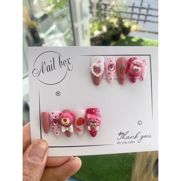 Nailbox gấu dâu