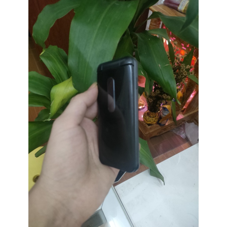 Điện thoại Kyocera Gratina 4G KYF31