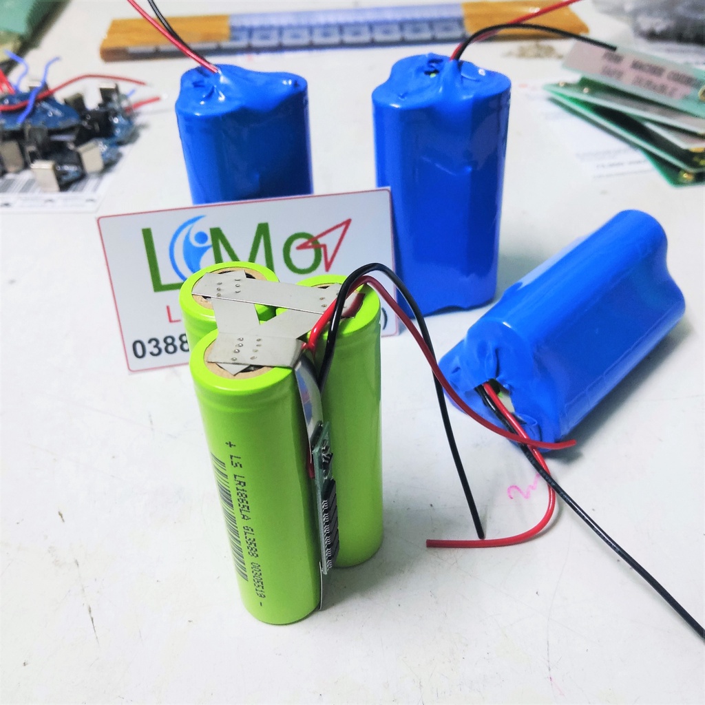 Khối pin 1S 3.7V - 4.2V 4 Cell 18650 10.000mAh - Xả 20A. Pin mới, dòng xả cao. Dùng cho loa, pin dự phòng, đèn... - LIMO