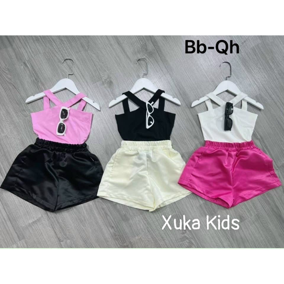 Set áo cổ yếm quần lụa bé gái