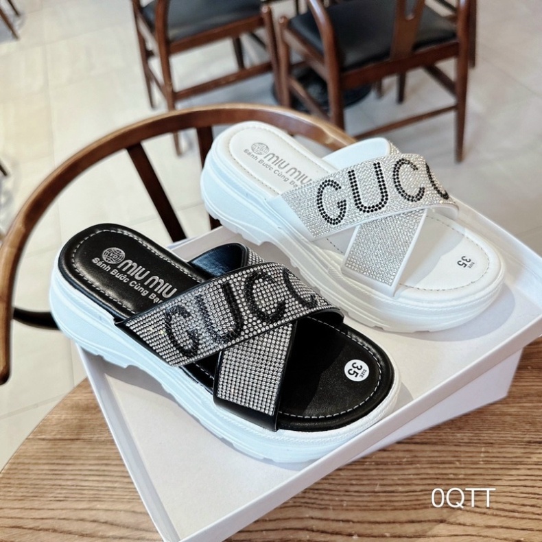 Dép bánh mì đế p.u Chéo xoàn đá cực sáng cực chất hotd 2023. 2023