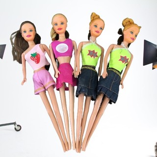 Búp bê Belinda dạo phố