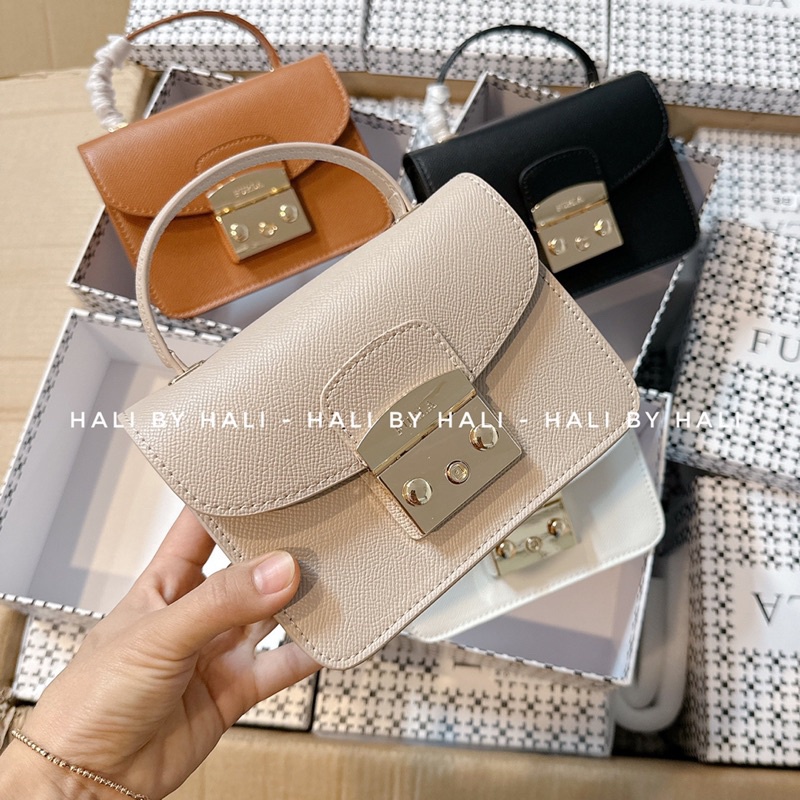 Túi Fur La quai xách kèm dây xích xinh xắn có hộp đựng