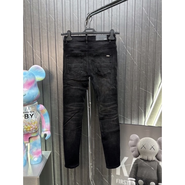 ⚡️[Hight Quality] Hàng Có Sẵn!! Jeans Amiri Đen Rách Vá Hoa Trắng-Dáng Biker-Hàng Loại 1