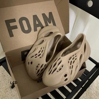 Dép Adi,das Yez,Zy Runner Foam Màu Nâu