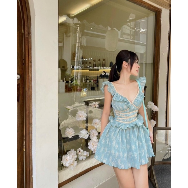 Váy thắt eo dáng xoè